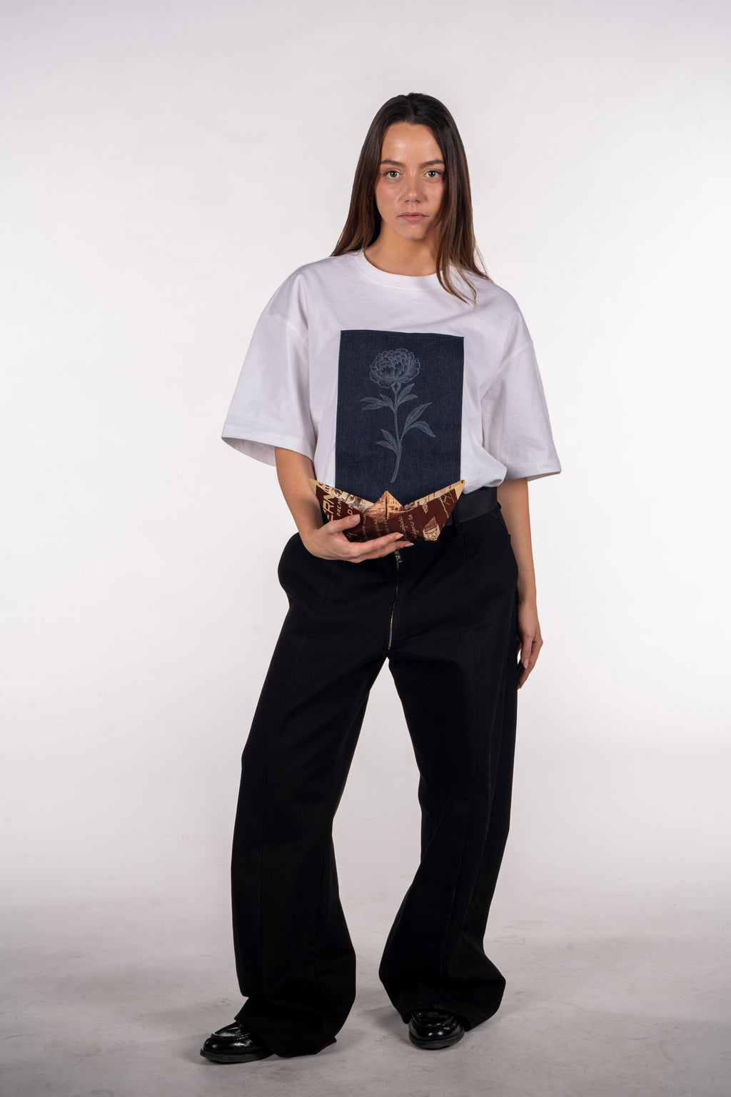 Camiseta clavel láser